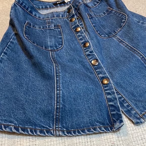 Urban Outfitters Button Down Denim Skirt Women’s Medium - Picture 2 of 7